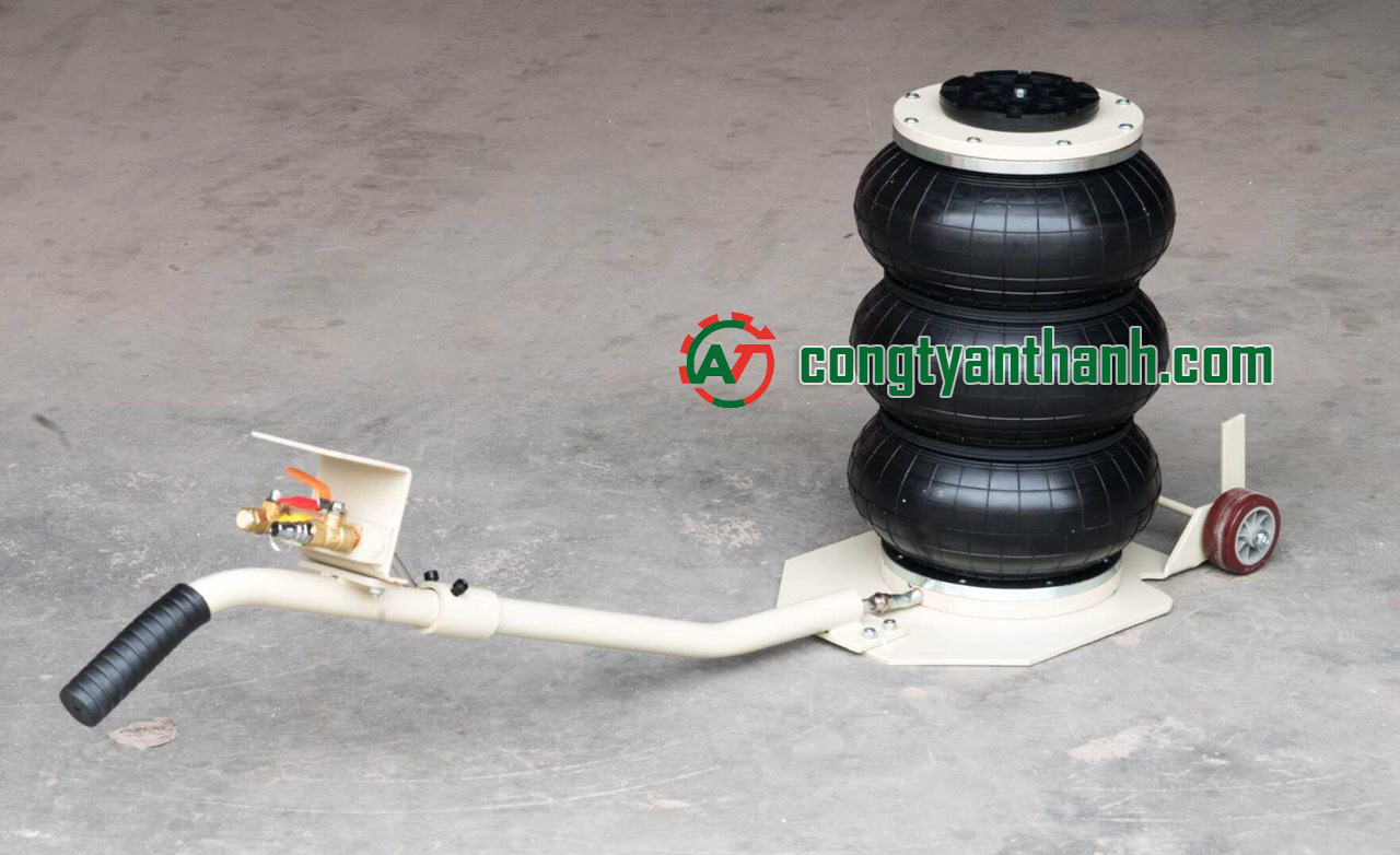 Hình ảnh thực tế đội bóng hơi, kích bóng hơi