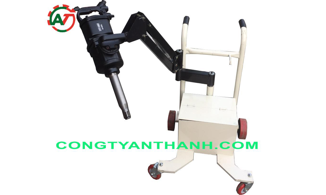 Giá đỡ súng xiết ốc vít, bulong khi thợ thực hiện sửa chữa